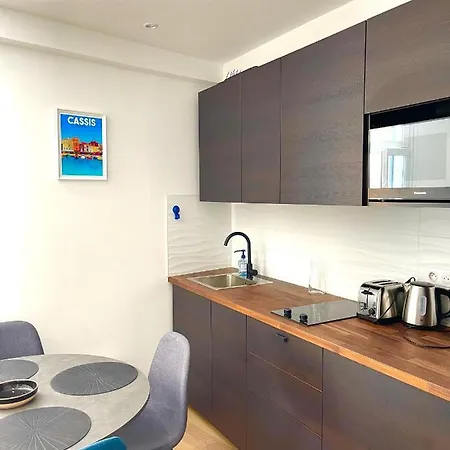 Appartement FANNY - Hyper centre - Wifi - 4 personnes à Cassis Extérieur photo